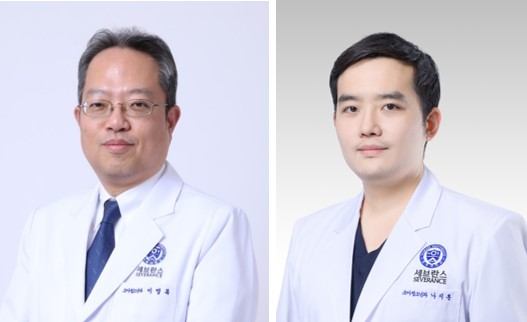 (사진) 강남세브란스병원 소아청소년과 이영목, 나지훈 교수(좌측부터)