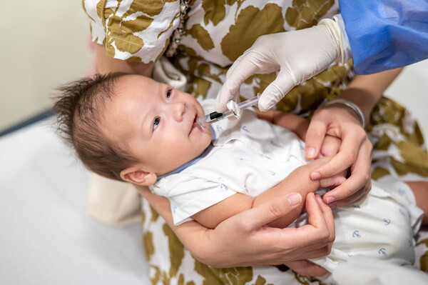 질병관리청은 다음달 6일부터 로타바이러스 백신을 국가예방 접종으로 도입할 예정이라고 16일 밝혔다. 사진=게티이미지 제공