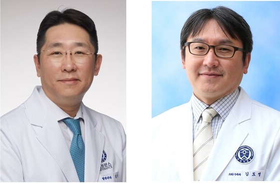 사진 좌측부터 김진석 교수, 김도영 교수