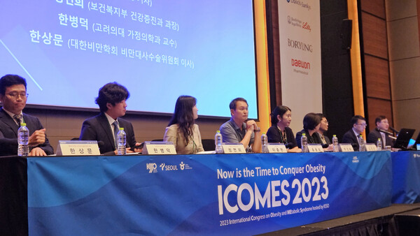 정부는 사회적 합의를 거쳐 관련 정책과 수가 도입을 단계적으로 추진한다는 입장이다. ⓒ청년의사