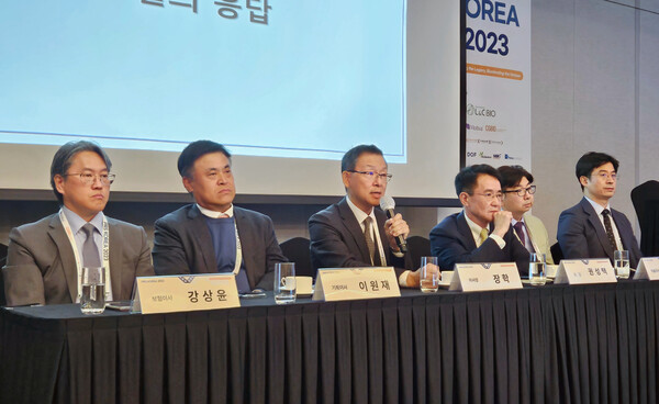 대한성형외과학회는 