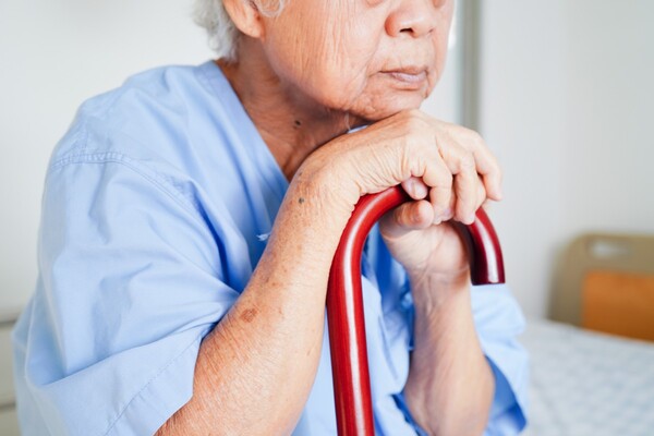 우리나라 국민 평균수명이 5년 전에 비해 남자는 2.8세, 여자는 2.2세 증가한 것으로 나타났다. 사진 출처=게티이미지