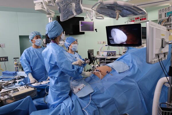 위암 수술 장면. 사진 제공=서울성모병원