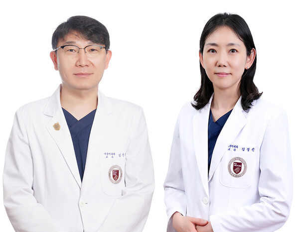 고대안암병원 김신고 교수(좌)와 김경진 교수(우)